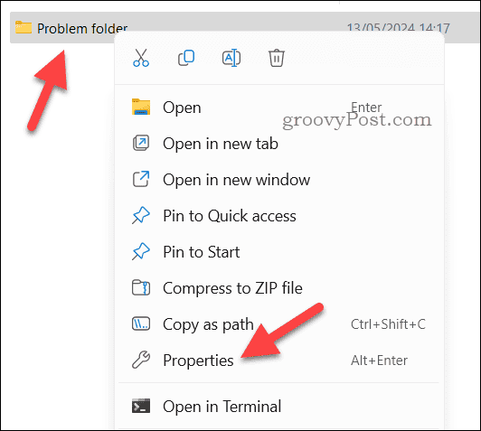 Opening the properties for a folder in File Explorer